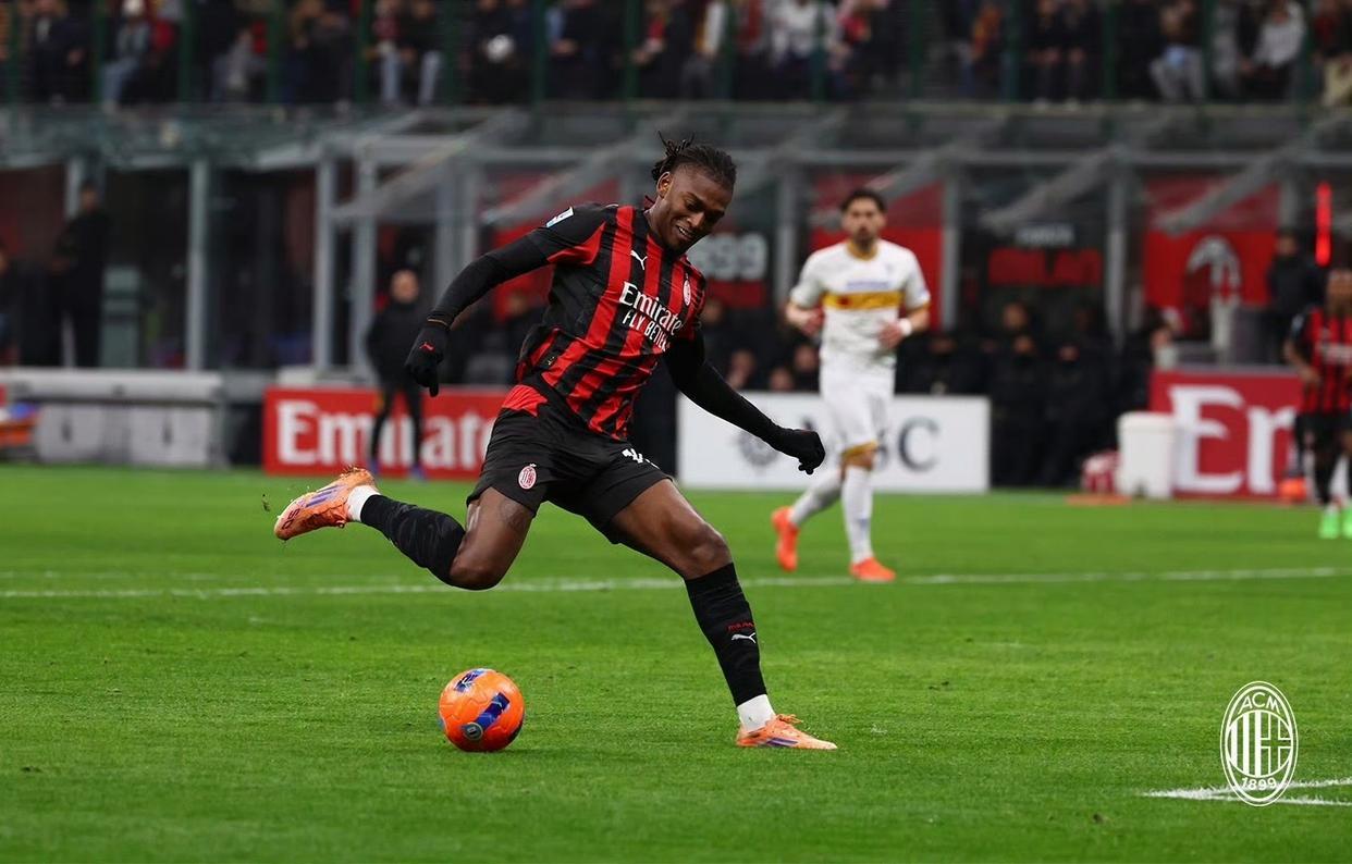 开云-爱游戏-老当益壮!米兰25场伤退23人次,40岁魔笛出勤率前3不在其中