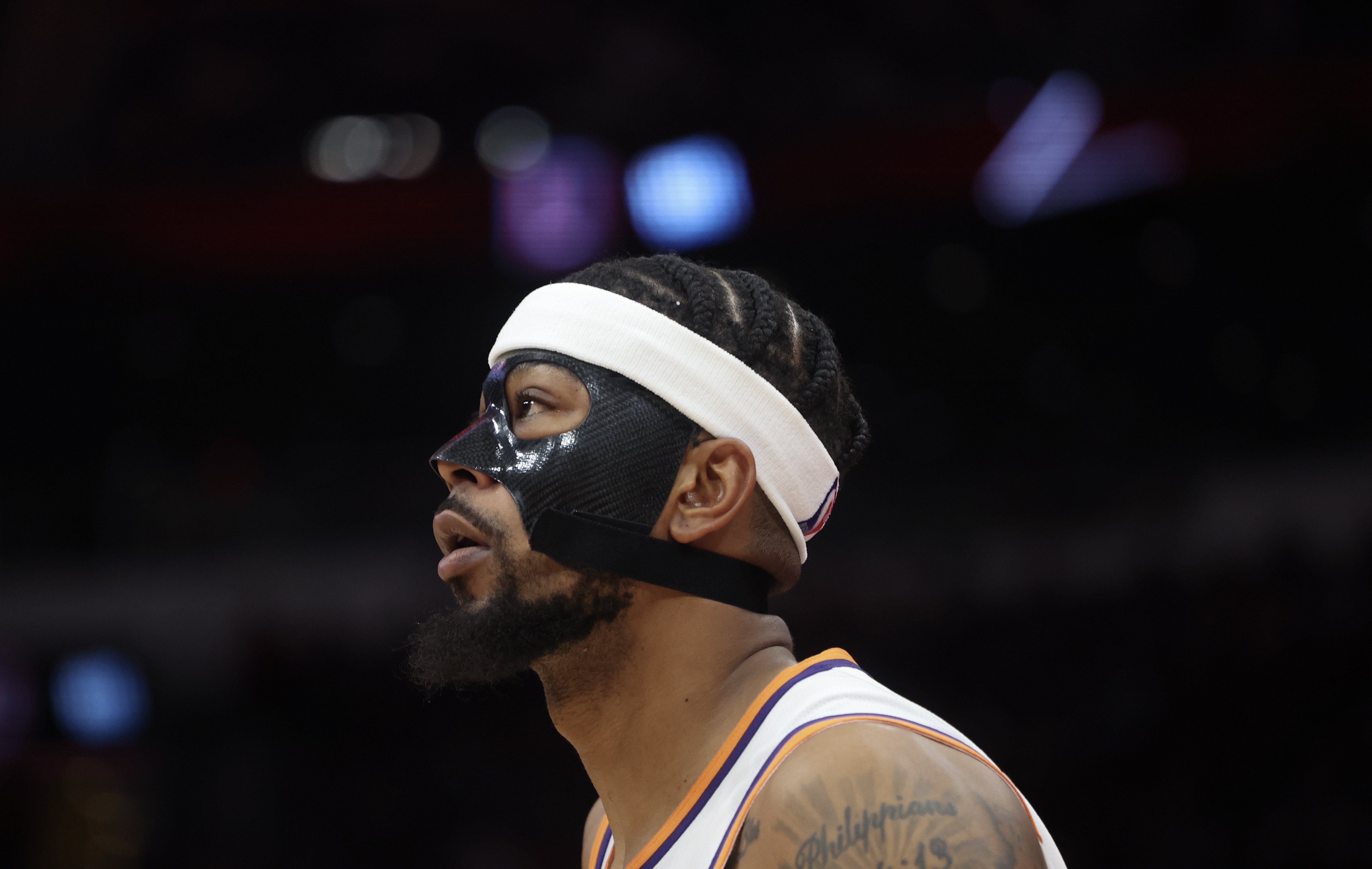 开云登录入口-古德温：布克&amp;杰伦格林先后伤退让人沮丧 该轮到其他球员站出来了